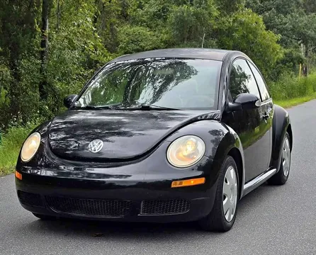 2008 Volkswagen New Beetle S Hatchback 2D
