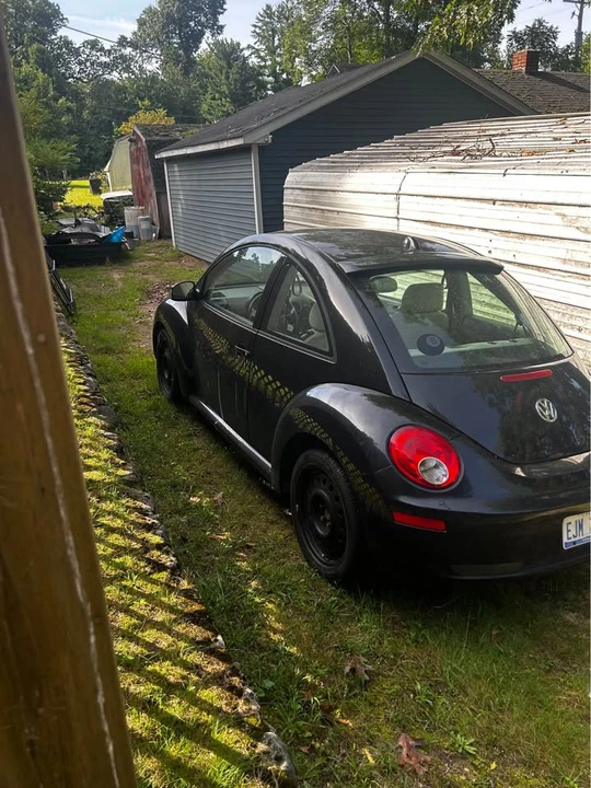 2008 Volkswagen New Beetle - Image 4 of 6