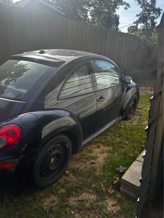 2008 Volkswagen New Beetle - Image 3 of 6