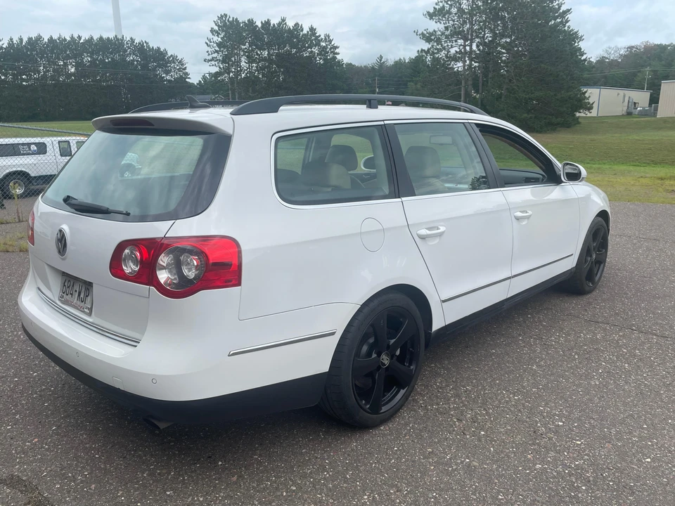 2008 Volkswagen Passat - Image 12 of 31