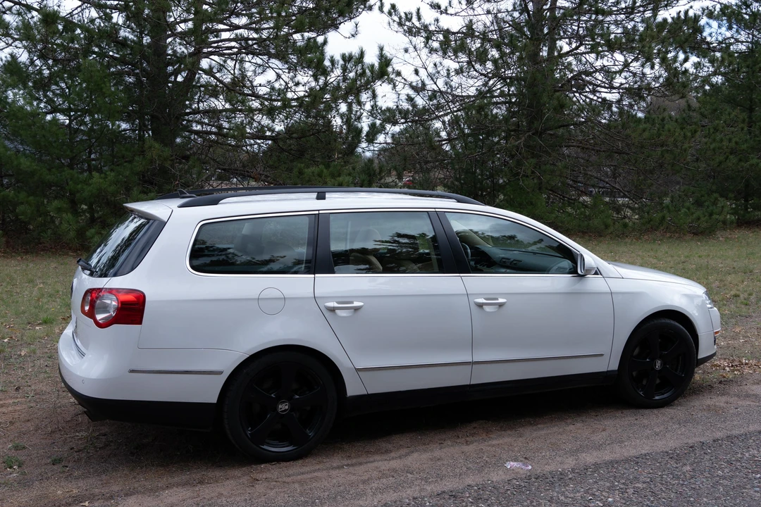 2008 Volkswagen Passat - Image 13 of 31