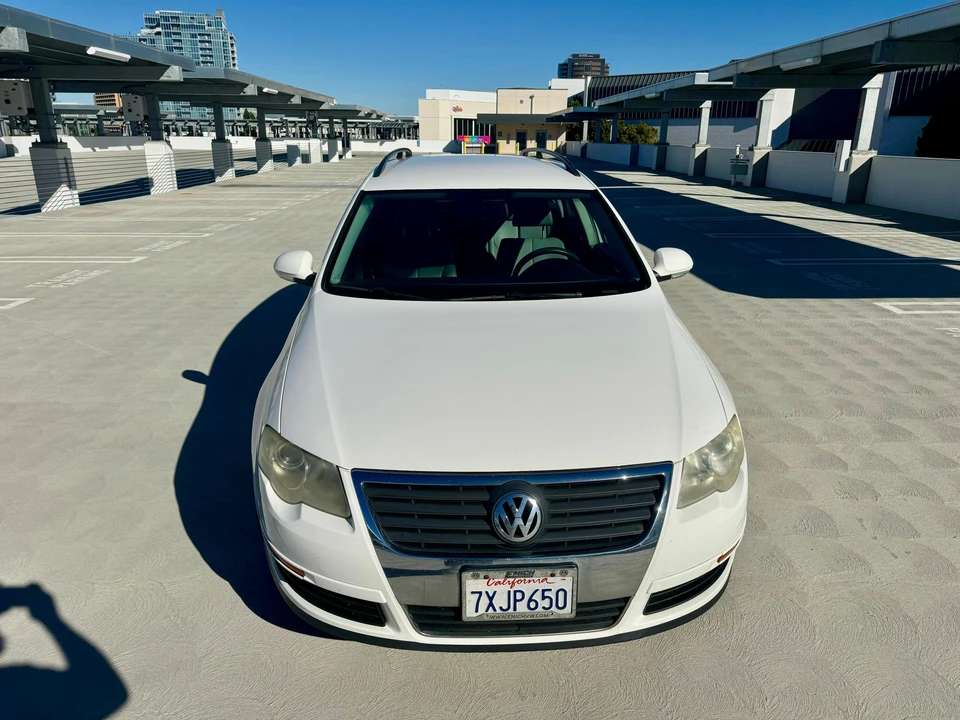 2008 Volkswagen Passat - Image 7 of 31
