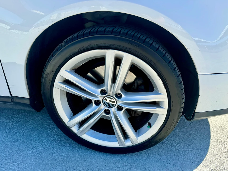 2008 Volkswagen Passat - Image 27 of 31