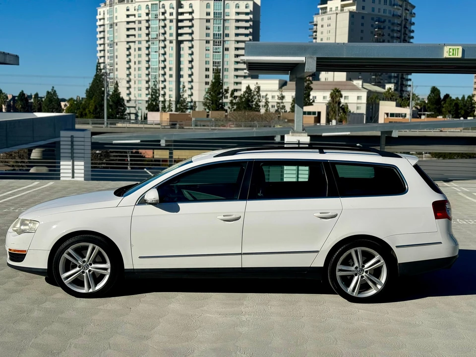 2008 Volkswagen Passat - Image 11 of 31
