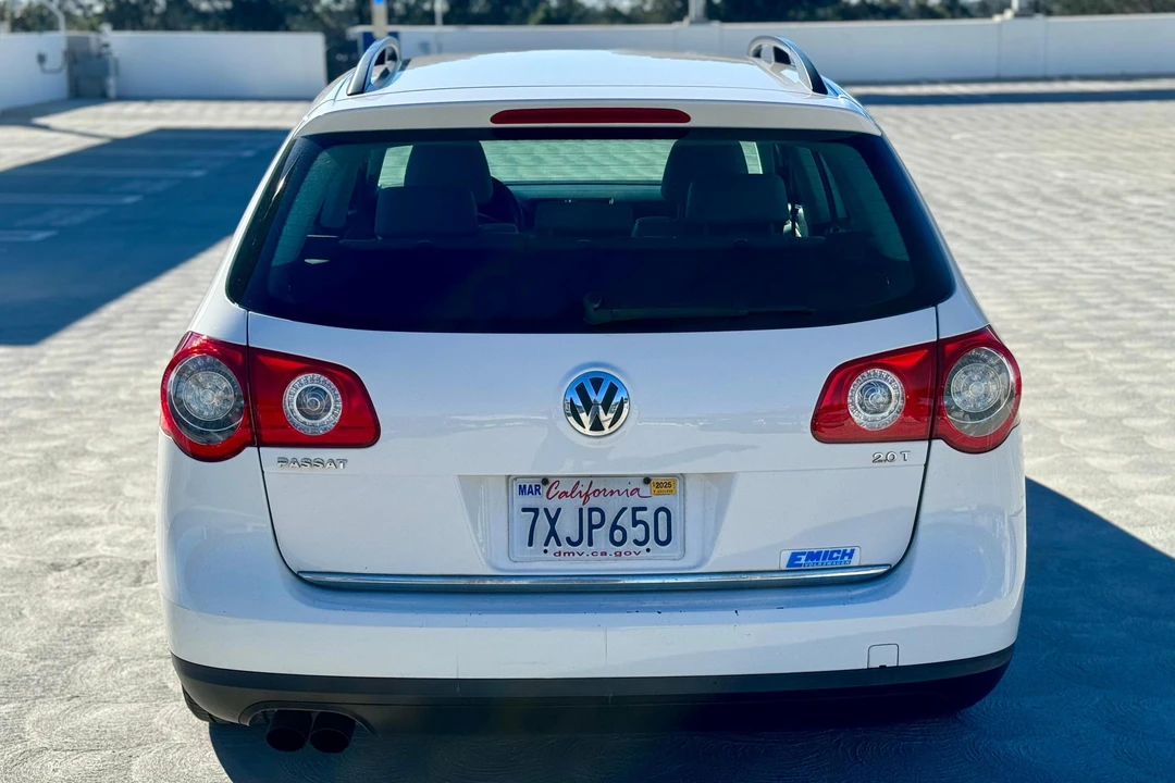 2008 Volkswagen Passat - Image 5 of 31
