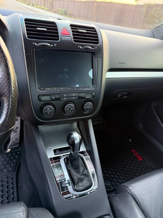 2008 Volkswagen R32 Mk5 - Image 16 of 22
