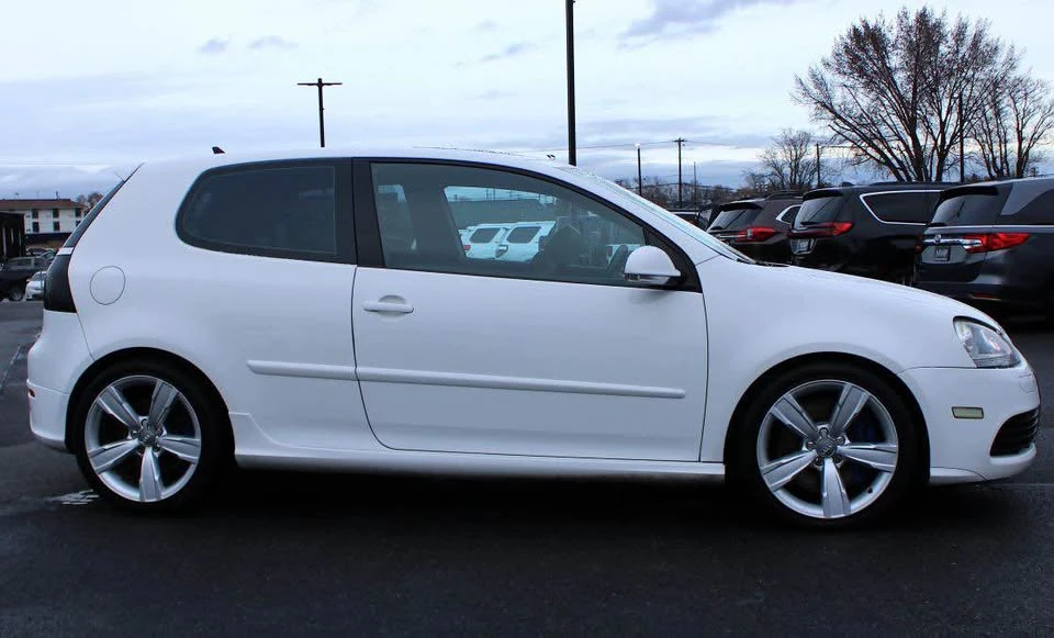 2008 Volkswagen R32 Mk5 - Image 2 of 4