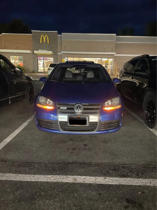 2008 Volkswagen R32 Mk5 - Image 3 of 5