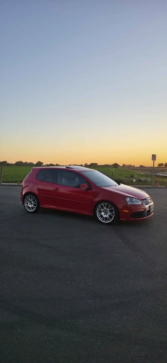 2008 Volkswagen R32 Mk5 - Image 3 of 12