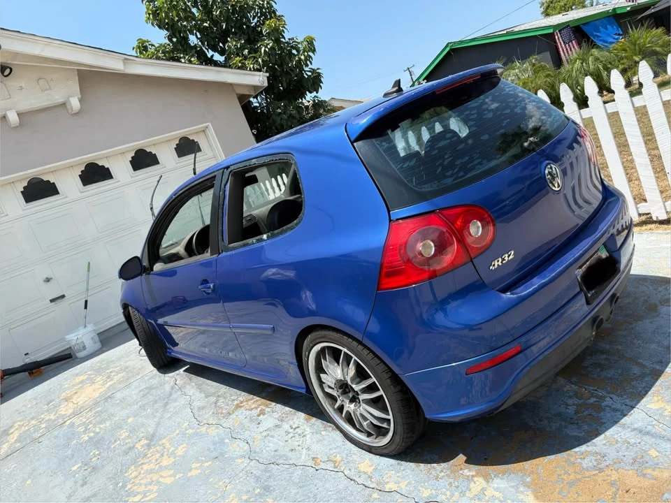 2008 Volkswagen R32 Mk5 - Image 2 of 6