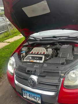 2008 Volkswagen R32 Hatchback 2D