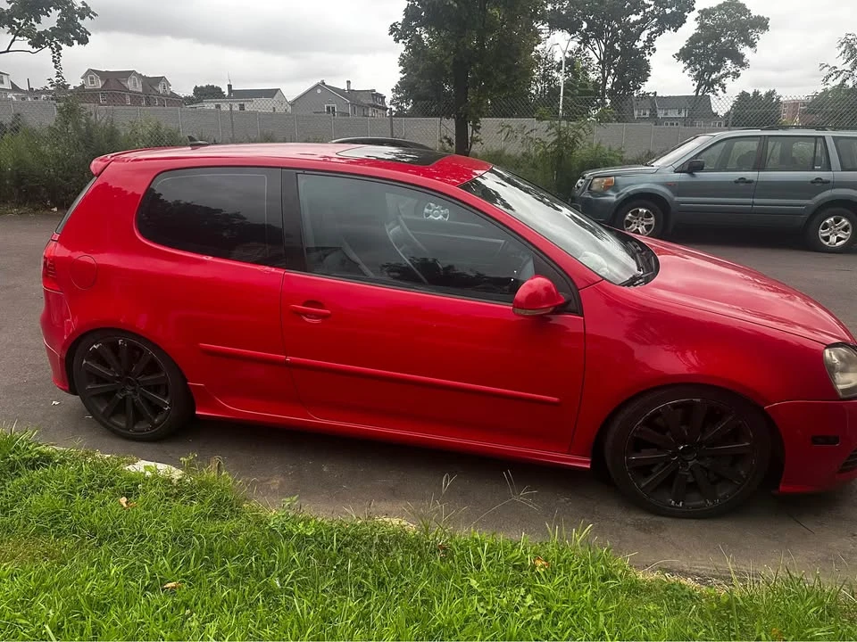 2008 Volkswagen R32 Mk5 - Image 3 of 8