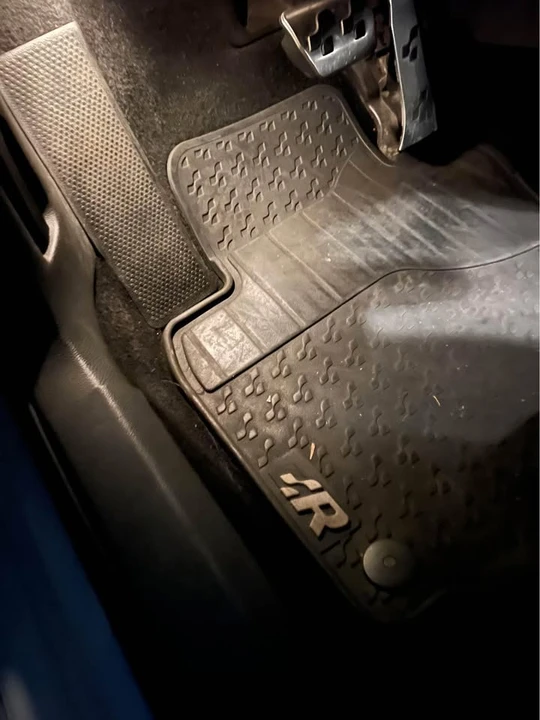 2008 Volkswagen R32 Mk5 - Image 6 of 6