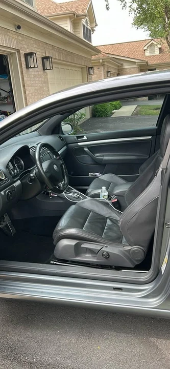 2008 Volkswagen R32 Mk5 - Image 6 of 8