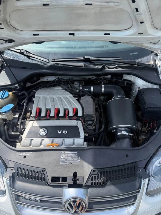 2008 Volkswagen R32 Mk5 - Image 12 of 20