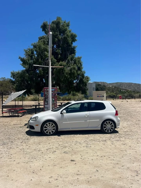 2008 Volkswagen R32 Mk5 - Image 4 of 6