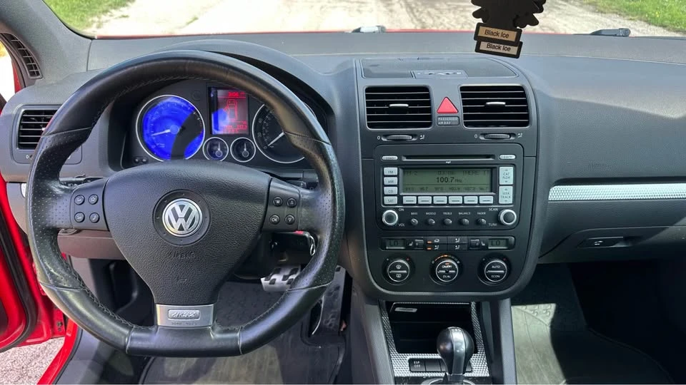 2008 Volkswagen R32 Mk5 - Image 10 of 19
