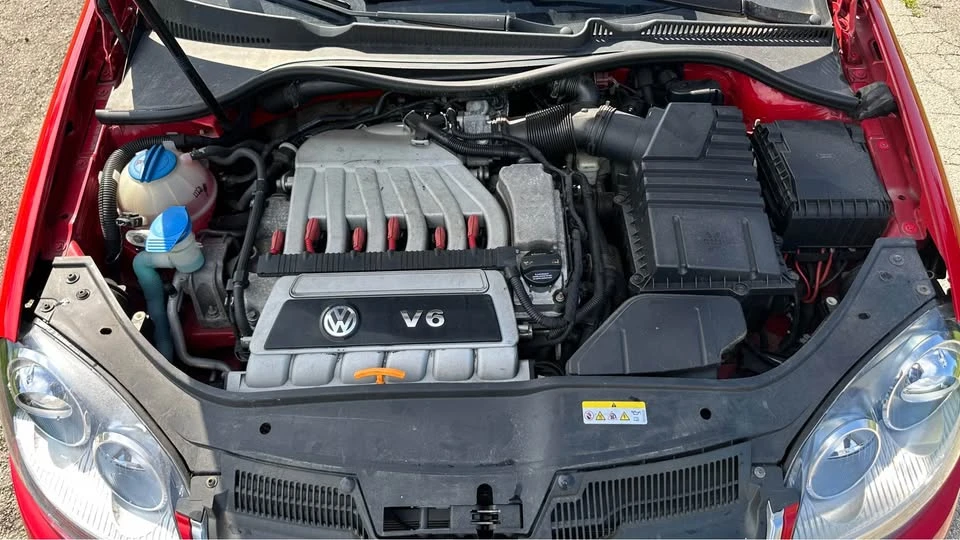 2008 Volkswagen R32 Mk5 - Image 18 of 19