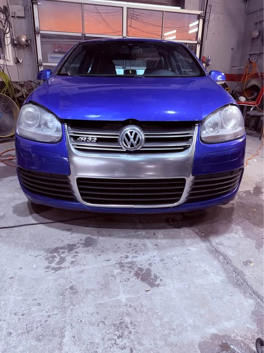 2008 Volkswagen R32 Mk5 - Image 2 of 11