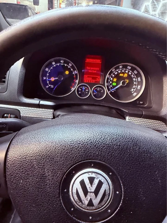 2008 Volkswagen R32 Mk5 - Image 10 of 11