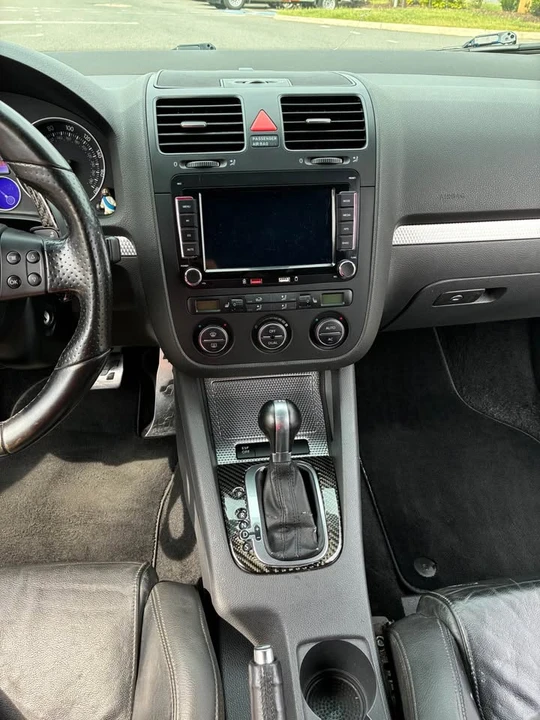 2008 Volkswagen R32 Mk5 - Image 12 of 18