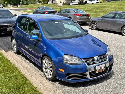 2008 Volkswagen R32 Hatchback 2D