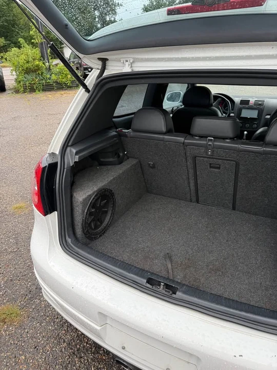 2008 Volkswagen R32 Mk5 - Image 16 of 17