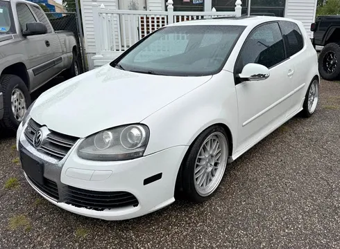 2008 Volkswagen R32 Hatchback 2D