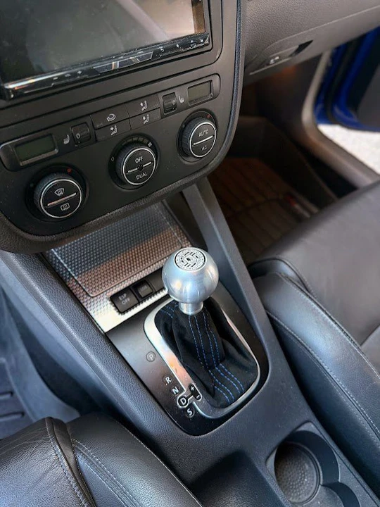 2008 Volkswagen R32 Mk5 - Image 12 of 20