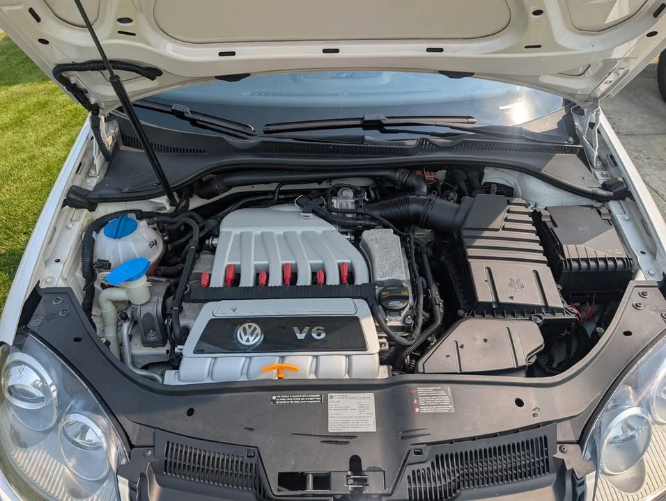 2008 Volkswagen R32 Mk5 - Image 16 of 20
