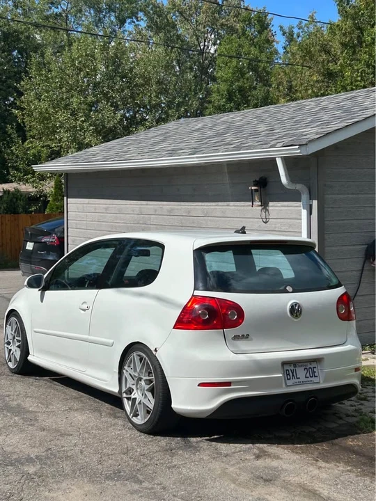2008 Volkswagen R32 Mk5 - Image 3 of 19