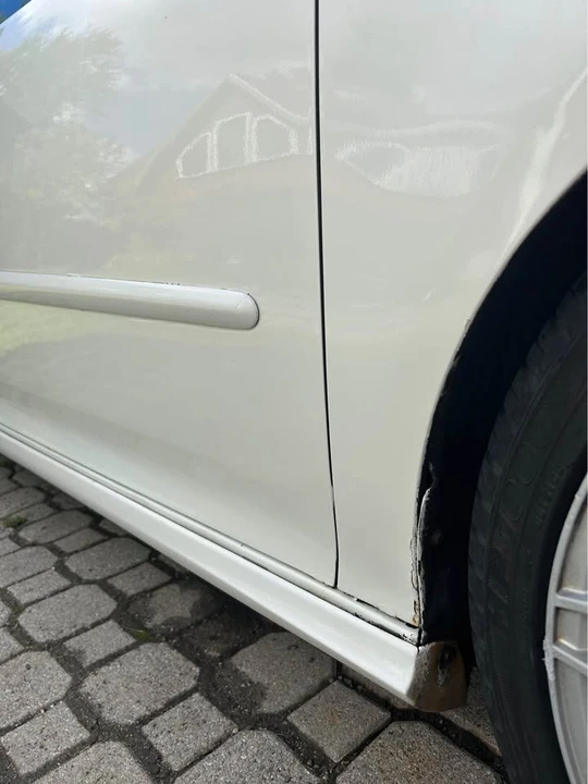 2008 Volkswagen R32 Mk5 - Image 11 of 19