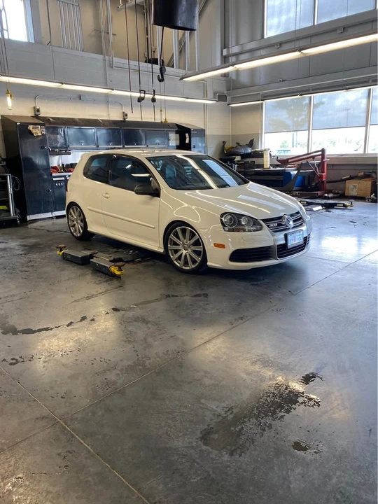 2008 Volkswagen R32 Mk5 - Image 13 of 19