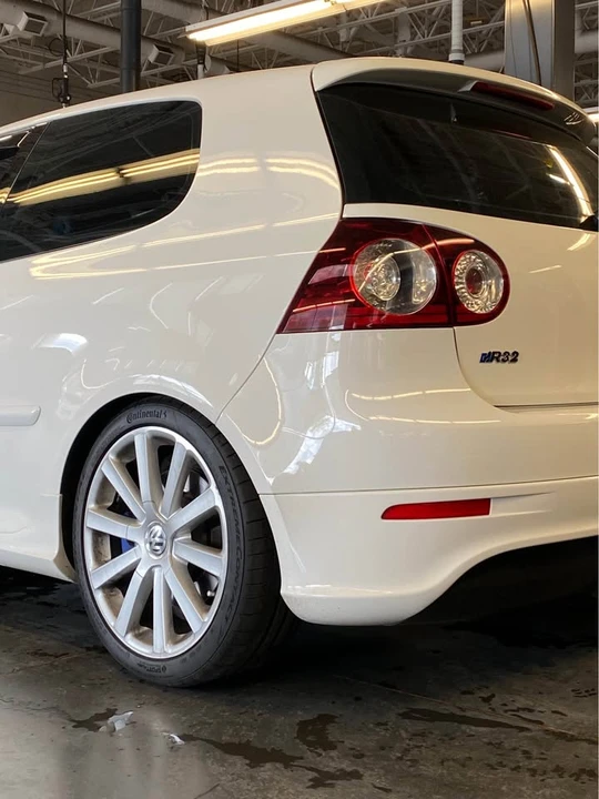 2008 Volkswagen R32 Mk5 - Image 15 of 19