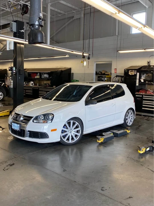 2008 Volkswagen R32 Mk5 - Image 14 of 19