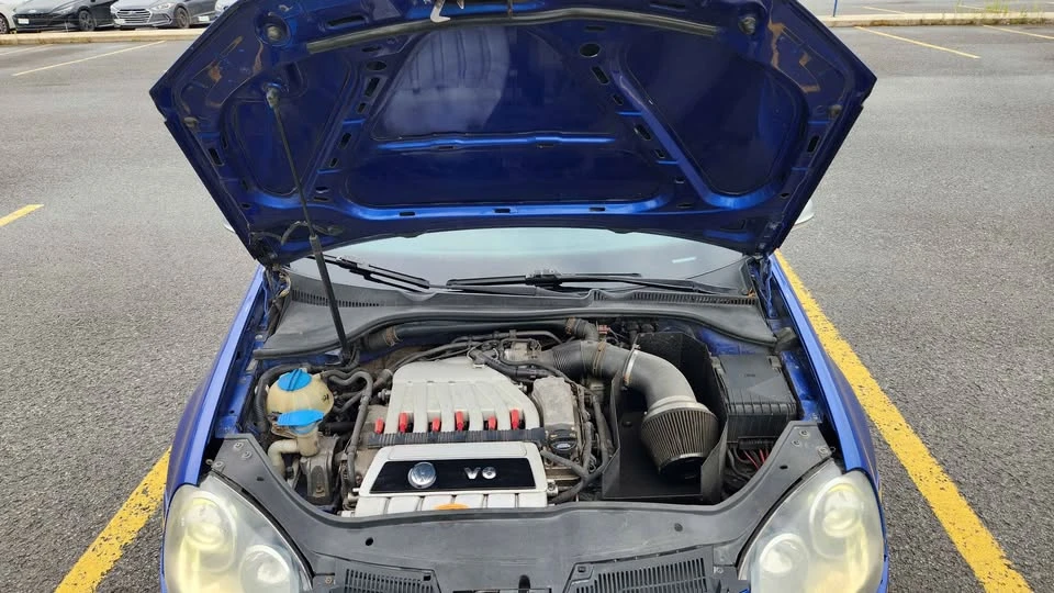 2008 Volkswagen R32 Mk5 - Image 8 of 9