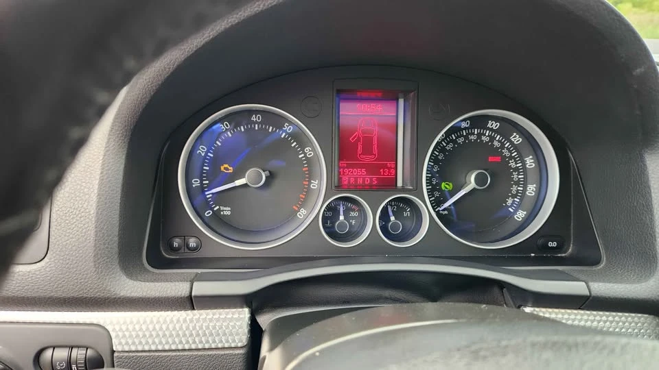 2008 Volkswagen R32 Mk5 - Image 7 of 9