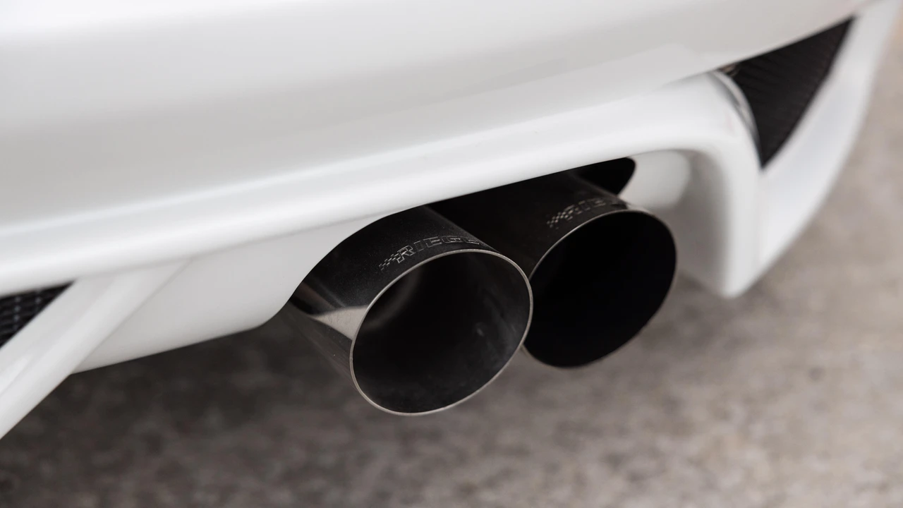 2008 Volkswagen R32 Mk5 - Image 16 of 27