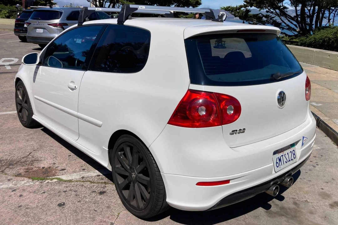 2008 Volkswagen R32 Mk5 - Image 4 of 31