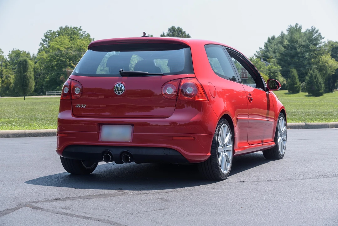 2008 Volkswagen R32 Mk5 - Image 12 of 31