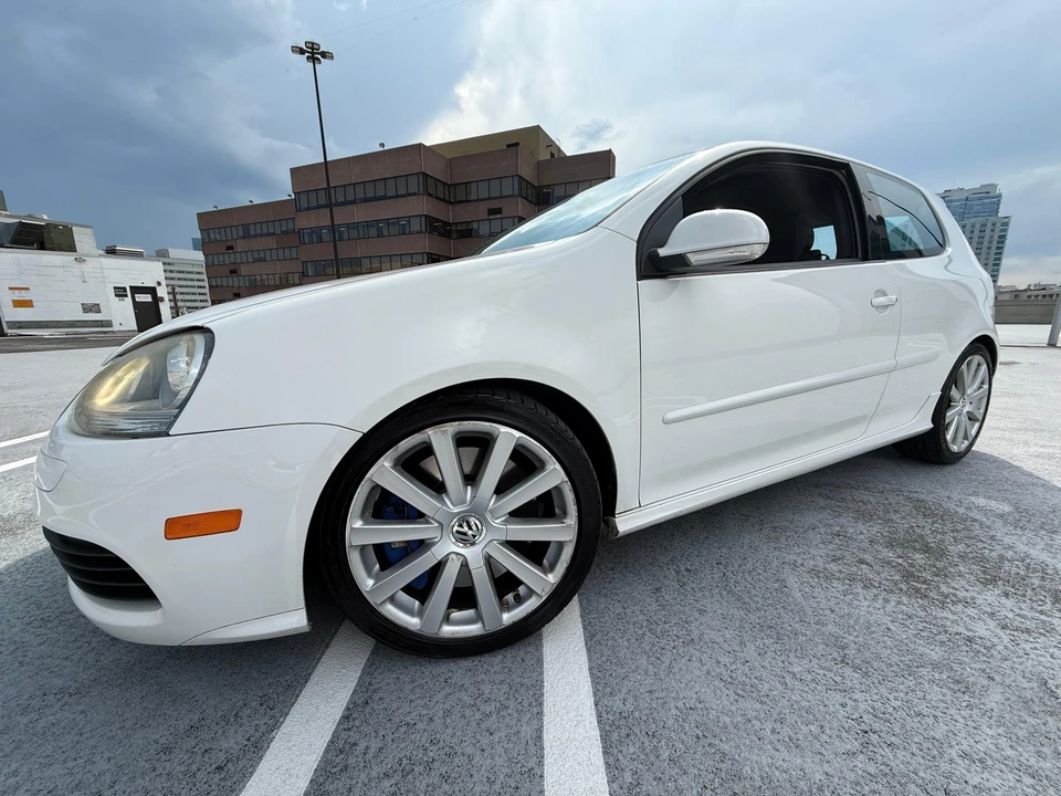 2008 Volkswagen R32 Mk5 - Image 8 of 31