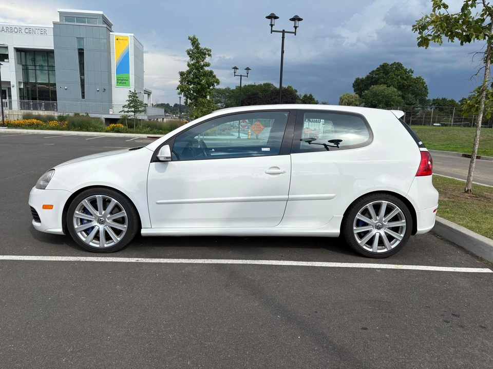 2008 Volkswagen R32 Mk5 - Image 10 of 31