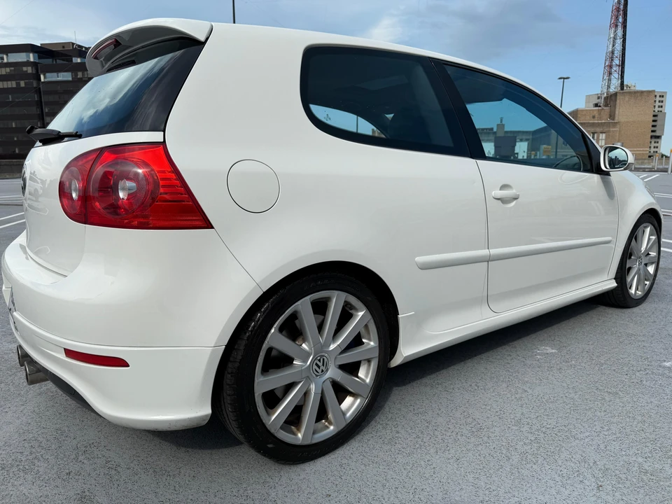 2008 Volkswagen R32 Mk5 - Image 13 of 31