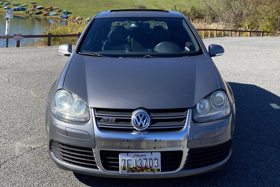 2008 Volkswagen R32 Mk5 - Image 2 of 5