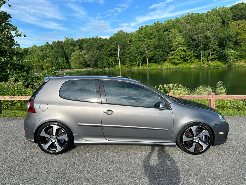 2008 Volkswagen R32 Mk5 - Image 17 of 31