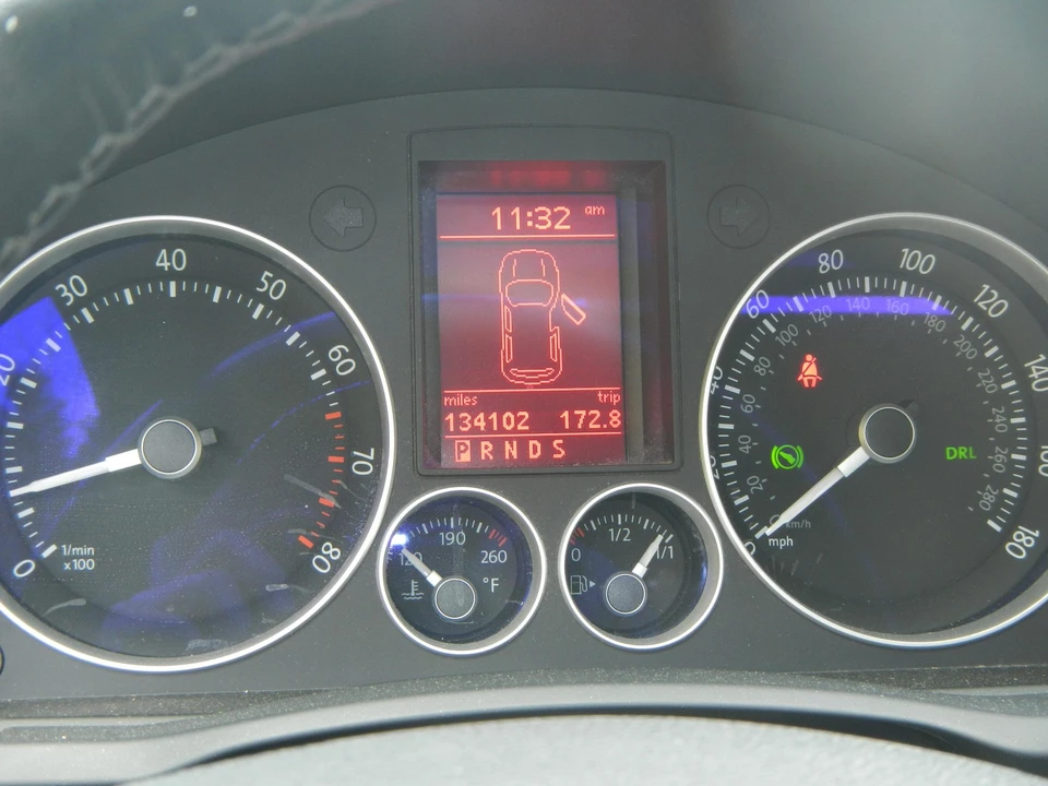 2008 Volkswagen R32 Mk5 - Image 22 of 31