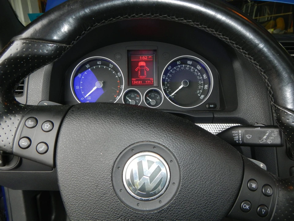 2008 Volkswagen R32 Mk5 - Image 20 of 31