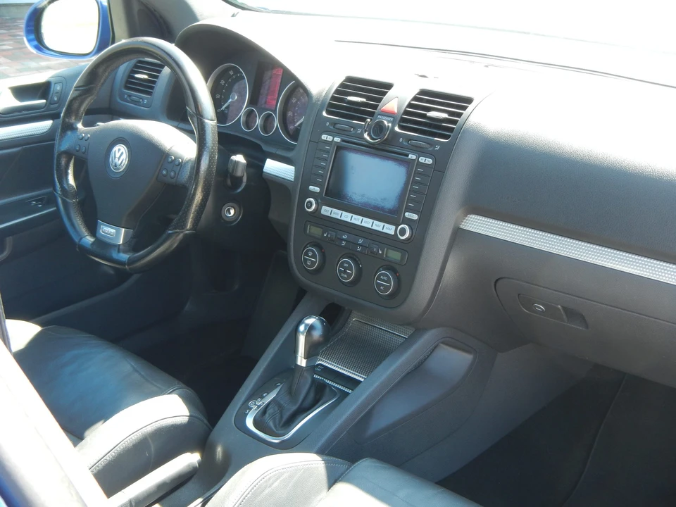 2008 Volkswagen R32 Mk5 - Image 19 of 31