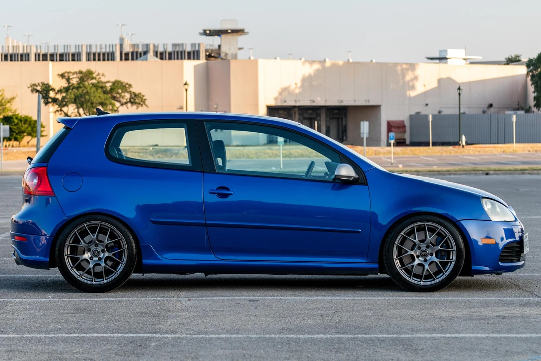 2008 Volkswagen R32 Mk5 - Image 3 of 31