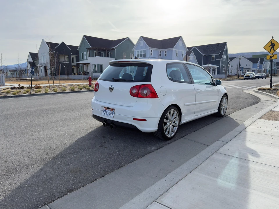 2008 Volkswagen R32 Mk5 - Image 22 of 31